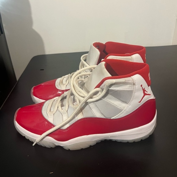 Jordan 11 Retro Men's Athletic Shoes - Red and White - Picture 4 of 7